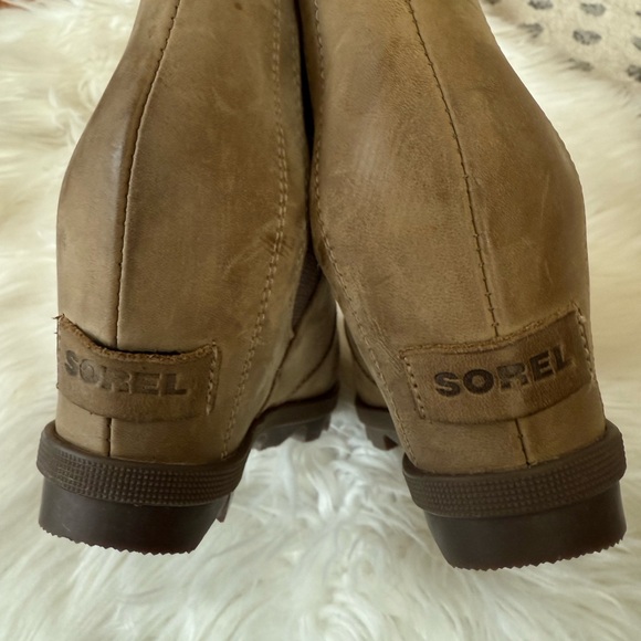 WOMEN'S JOAN OF ARCTIC WEDGE II CHELSEA BOOTIE - Picture 4 of 6